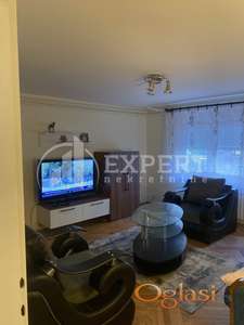 Izdaje se stan u kući u Duvaništu