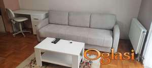 PET FRIENDLY NAMEŠTEN GARSONJERA NA GRBAVICI 300 EVRA