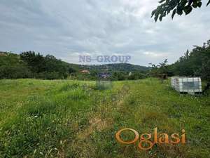 Plac na odličnoj poziciji u Rakovcu!