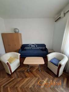 Vukov spomenik, Bulevar kralja Aleksndra, 28m2, uknjižen ID#1514