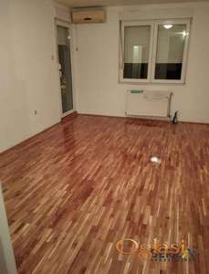  KOMFORAN POLUNAMEŠTEN DVOSOBAN STAN - GRBAVICA