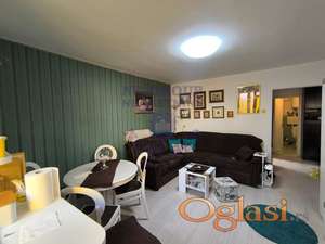 Odličan dvoiposoban stan na Bulevaru Kralja Petra! 53m2