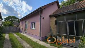 <p>KUĆA U SAMOM CENTRU KOVILJA, 287m2,1016m2 PLAC