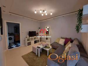 Dvoiposoban petfriendly - 58m2 - Centar