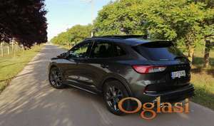 Ford Kuga ST-Line X + Matrix LED + panorama + B&O + Alcantara/koža + električna sedišta + asistencije + PHEV.
