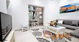 Moderan dvosoban stan u centru Tivta