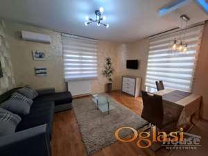 NOVI SAD - CENTAR - 26m2 - 300 evra