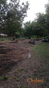 PRODAJA PLACA (VIKEND NASELJE)