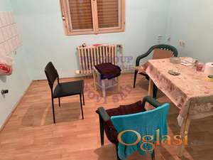 Prizemna kuca u Beceju