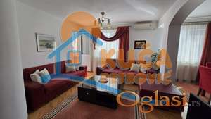 Izdaje se stan kod crkve Svetog Nikole, 70m