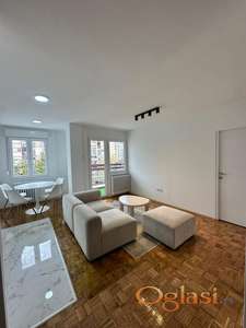 ODLIČAN DVOIPOSOBAN STAN NA LIMANU