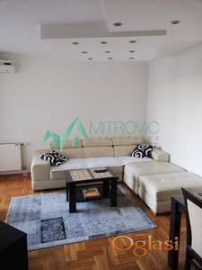 Novi Sad, Rotkvarija - Namešten jednoiposoban stan na lepoj lokaciji. 