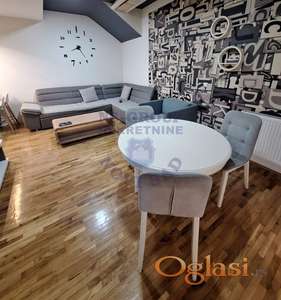 Izdaje se kompletno namešten dvosoban stan na Novoj Detelinari