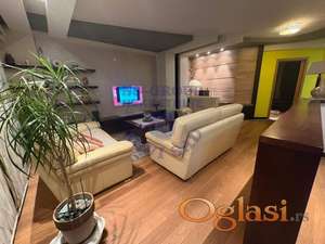 Odličan stan na Grbavici! TOP