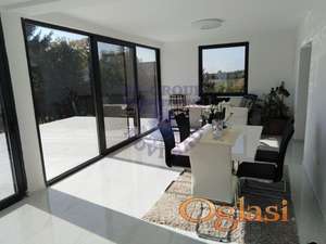 Prodaje se kuća, Irig 360m2