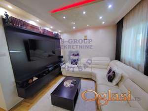 - Prava porodična nekretnina - 72m2 + parking mesto -