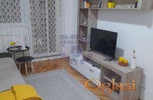 Odličan dvosoban stan na Novoj Detelinari.