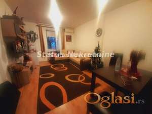 DVOSOBAN UKNJIŽEN STAN 50M2 NOVA DETELINARA VISOKI PARTER 128 750EU