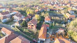 Ekskluzivna prodaja velike porodične kuće u Šarlince