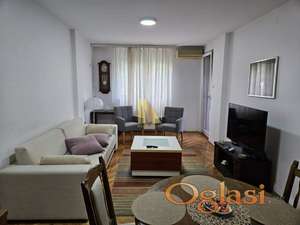 Namešten trosoban stan, Danila Kiša, Grbavica