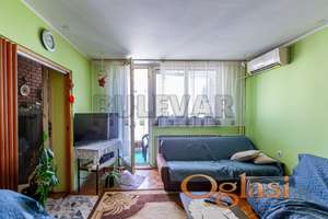 Trosoban  stan  na  Bul.Nemanjića, kod Delte, IX  sprat, 79 m2