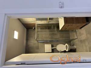 POTPUNO NOVA LUXUZNA KANCELARIJA