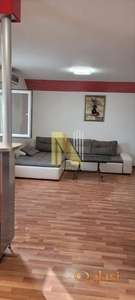 Komforan dvosoban stan u blizini Kneževog parka