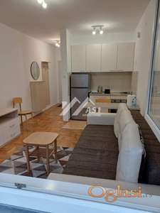 izdajem LUX komfornu garsonjeru na Novoj Detelinari !!! ID#5770