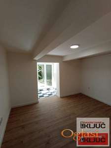Jednosoban stan u Centru, Novi Sad, 36 m²kod Izvršnog veća