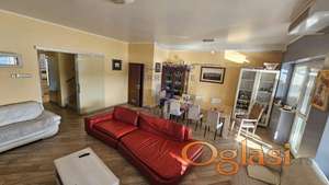 Fantastična kuća na Kamenjaru