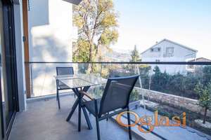 Stan na moru u Donjoj Lastvi