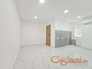 STAN - NOVI SAD - CENTAR - 27m2 - 85000 evra