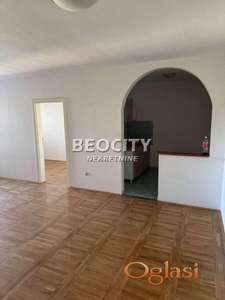 Novi Sad, Liman 3, Bulevar Cara Lazara, 3.0, 67m2