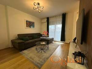 Trosoban stan - 80m2 - Rotkvarija/Socijalno