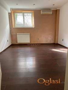 Vračar - Kalenić - parking - Idealan za poslovni prostor ID#5505