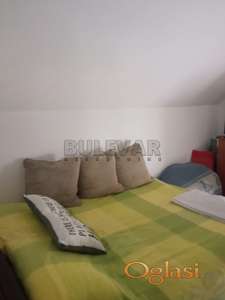 Kuća u Kragujevcu -200 m2, plac 4,04 ara