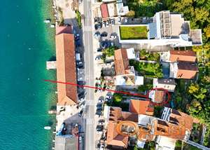Kuća u Zelenici, Herceg Novi – 150 m², 30 m od mora