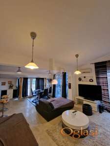 Izdavanje 3,0 stan od 75m2 Velisava Vulovića