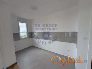 Odličan četvorosoban stan u Sremskoj Kamenici! 94m2