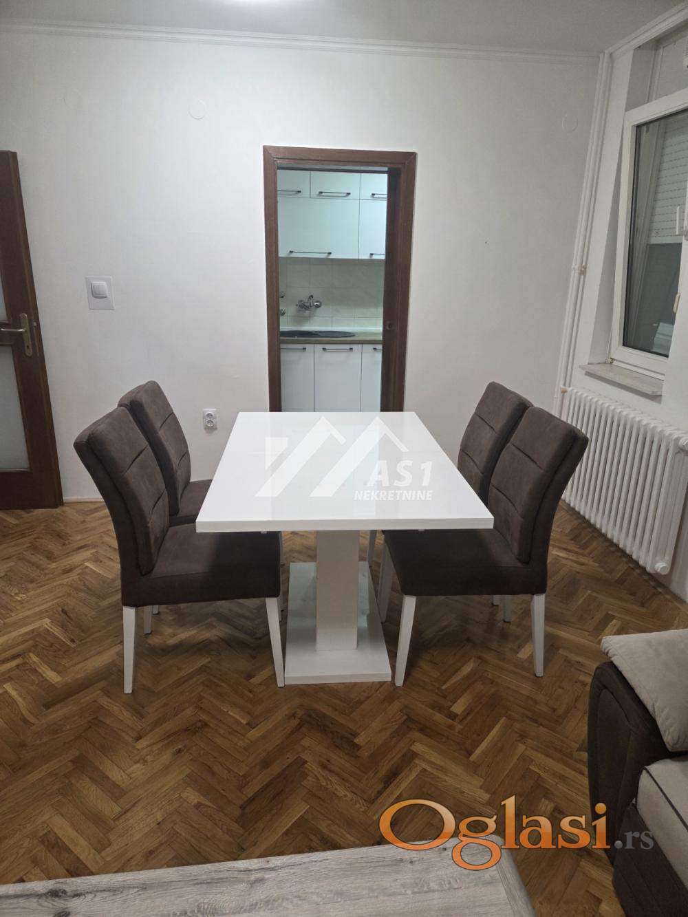 Izdajem Pet Friendly dvosoban komforan stan na Limanu IV !!! — fotografija