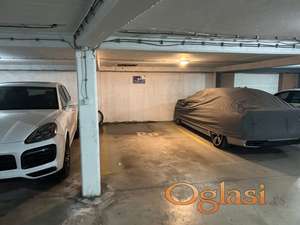 CENTAR, FUTOŠKA PIJACA 13m2 GARAŽA U ZGRADI