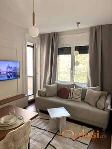 Izdaje se lux stan u novogradnji sa garažom ID#19220