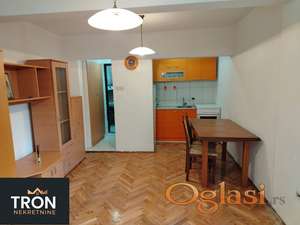 Garsonjera na 800m pd šetališta 25m2