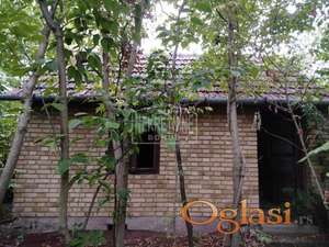 Subotica-Peščara-Bajski vinogradi, prodaje se manja kuća ID#2047