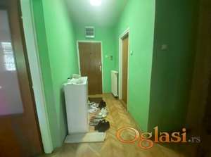 Izdaje se stan, Leskovac, centar