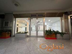 ~ Visenamenski lokal u Centru Novog sada ~