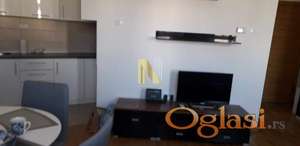 Bulevar Patrijarha Pavla, nameštena garsonjera