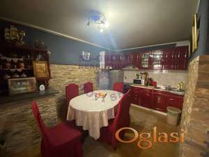 Fantastična kuća u Futogu, na dve etaže.