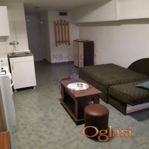 3 Suterenske garsonjere od 100m2