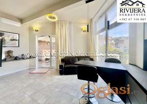 Na prodaju moderan jednosoban stan sa velikom terasom Tivat